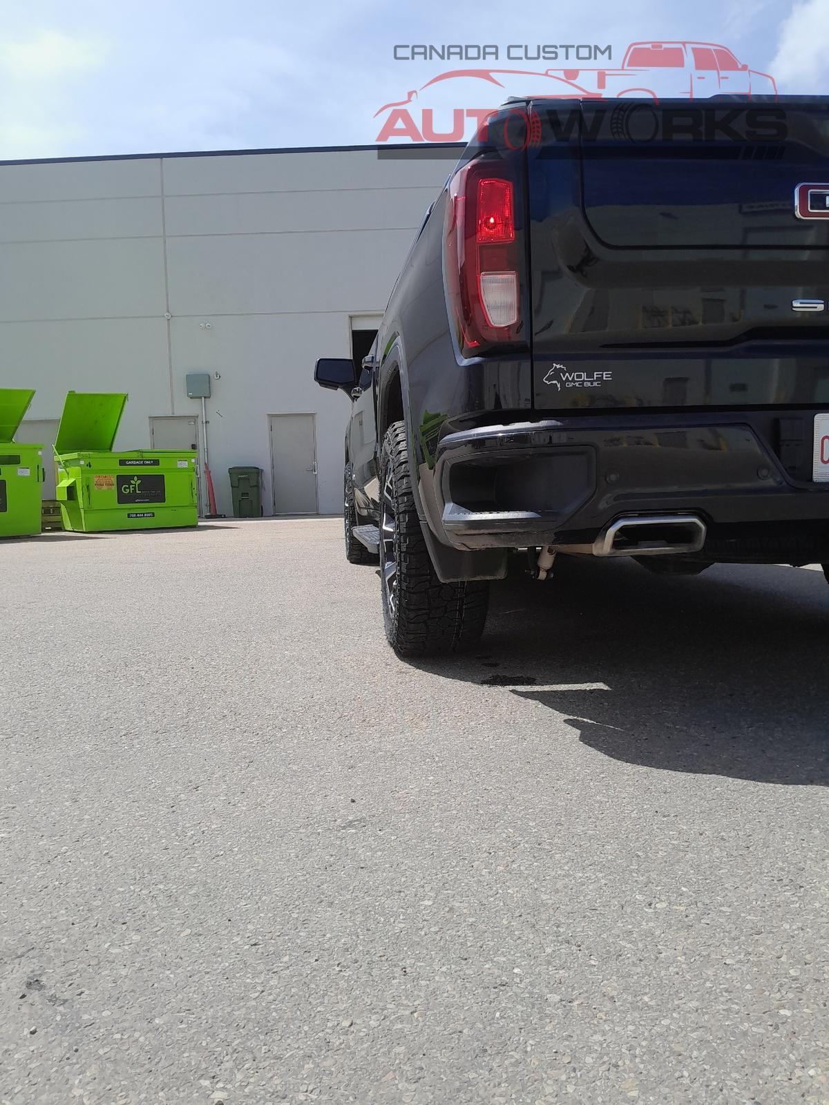 2024 GMC Sierra 1500 on Fuel D546 Assault 20x9 Black Wheels with